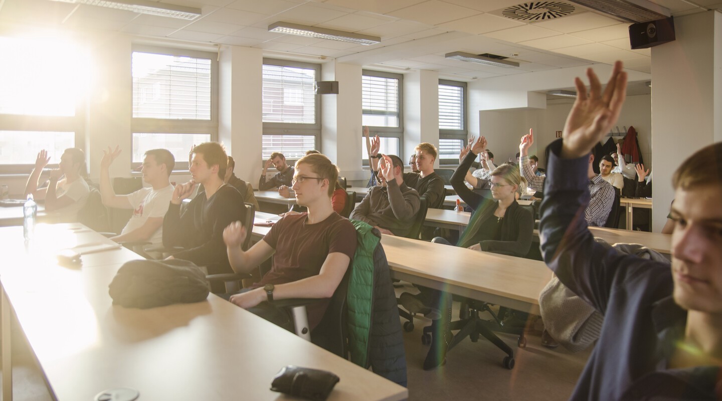 Účastníci kurzu Podnikni to! na workshope